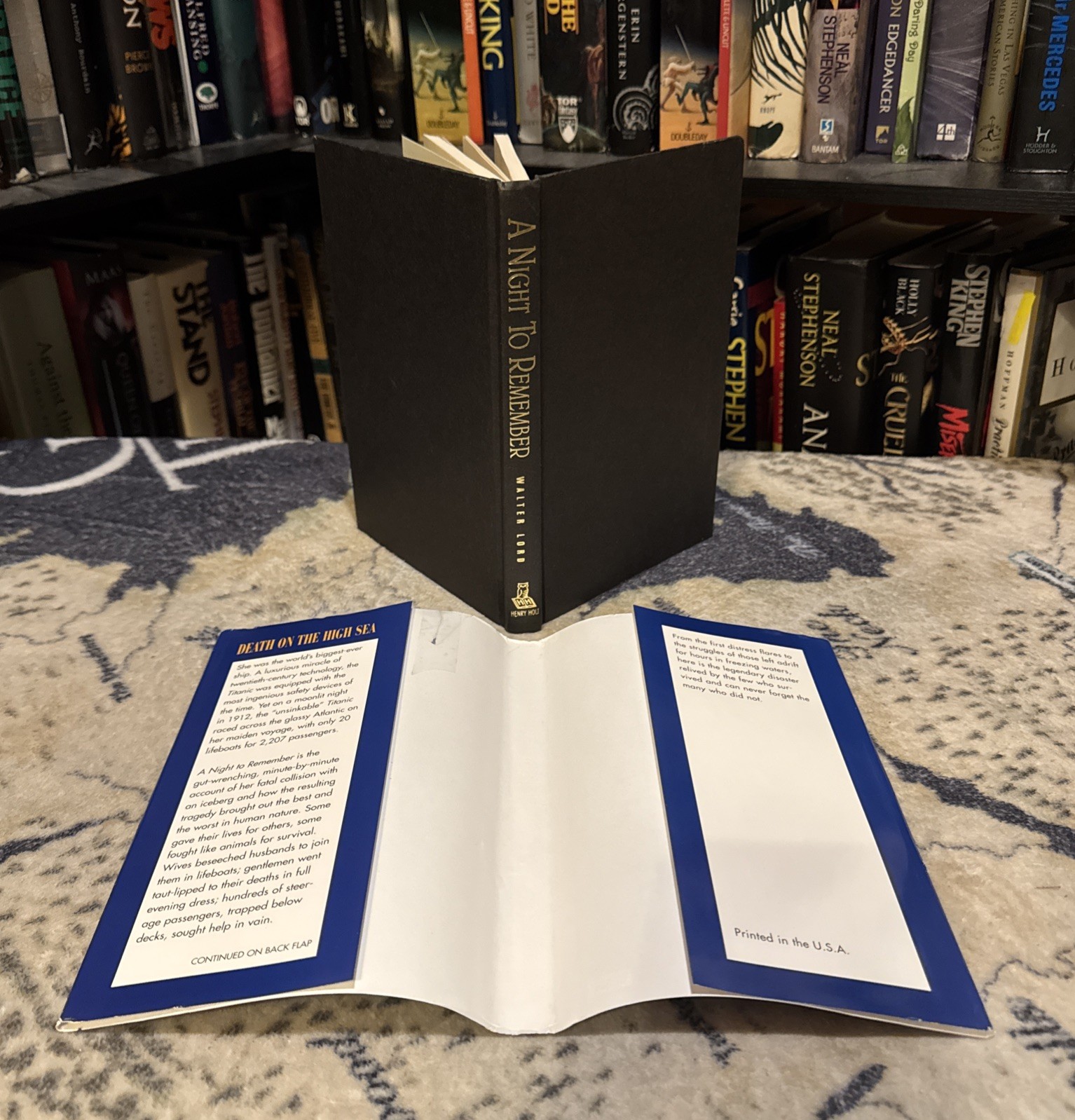 A Night to Remember – Walter Lord (Hardcover) First ISBN Edition, HCDJ, G