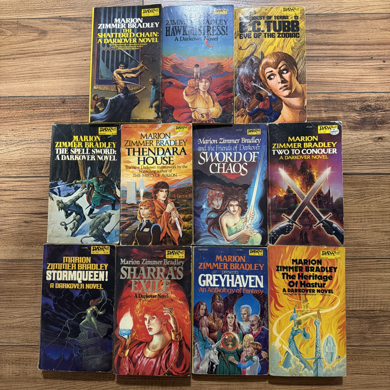 Vintage Lot Of 11 Daw Sci Fi Yellow Books Bradley & Tubb