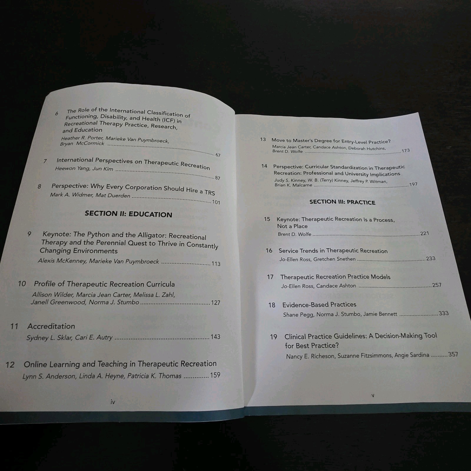 PROFESSIONAL ISSUES IN THERAPEUTIC RECREATION 3rd edition Stumbo