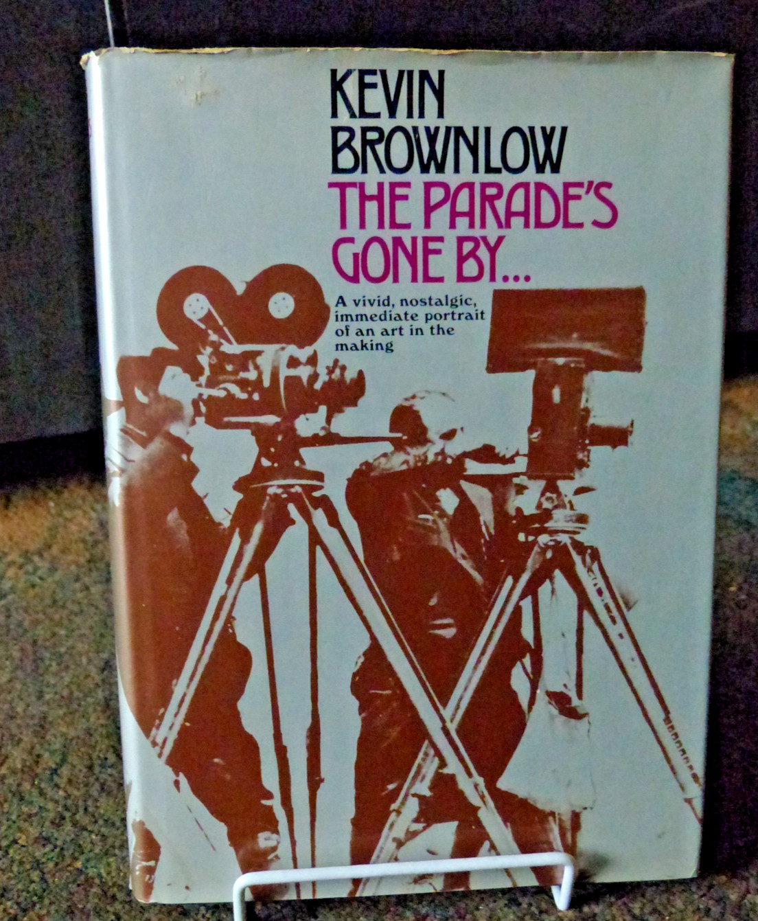 1969 1st DJ VG+ Kevin Brownlow THE PARADE’S GONE BY Silent Film Hundreds Photos