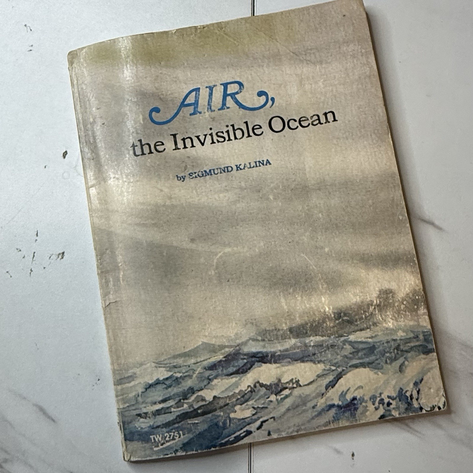 Vintage Air The Invisible Ocean Sigmund Kalina 1974 Scholastic Paperback Book
