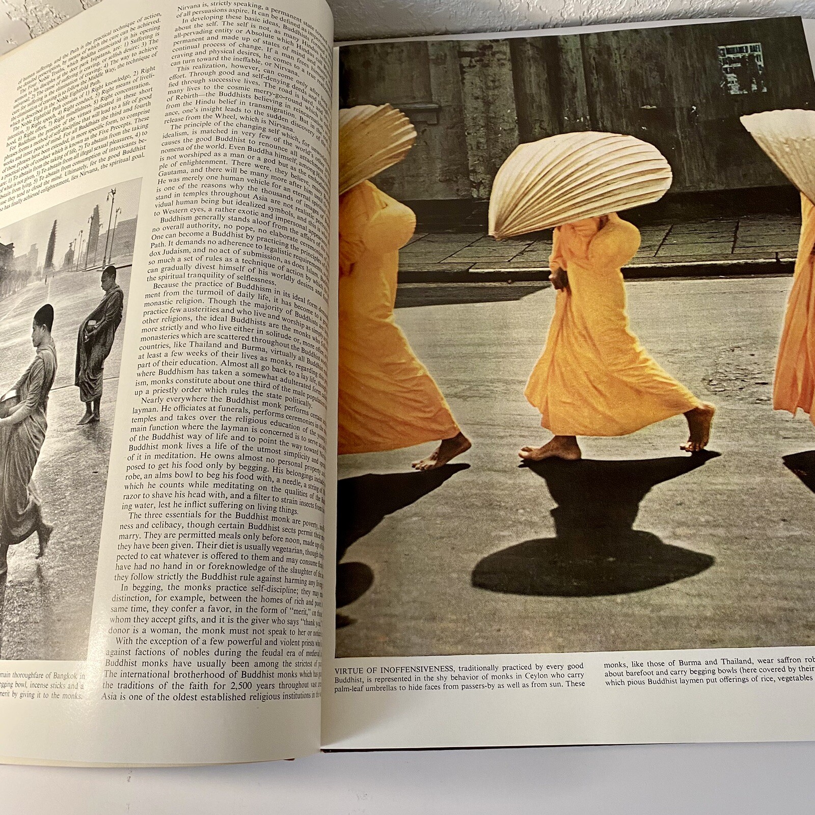 LIFE The World’s Great Religions Hardcover 1957 Time Incorporated
