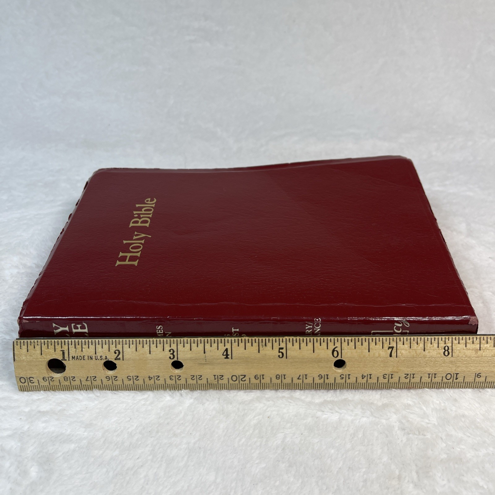 Holy Bible NKJV Red Regency Edition Words of Christ in Red Concordance 412R