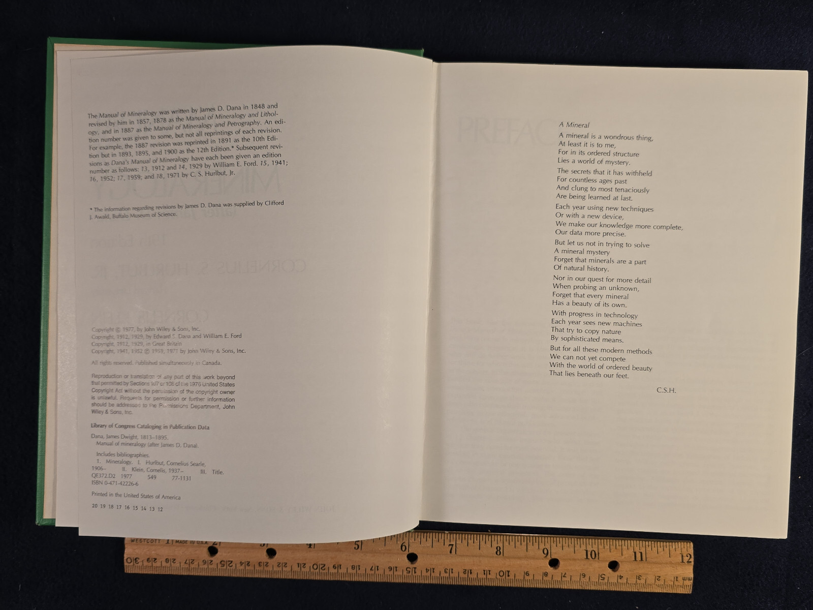 Manual of Mineralogy (after James D. Dana) | Hurlbut & Klein | 1977 19th Ed