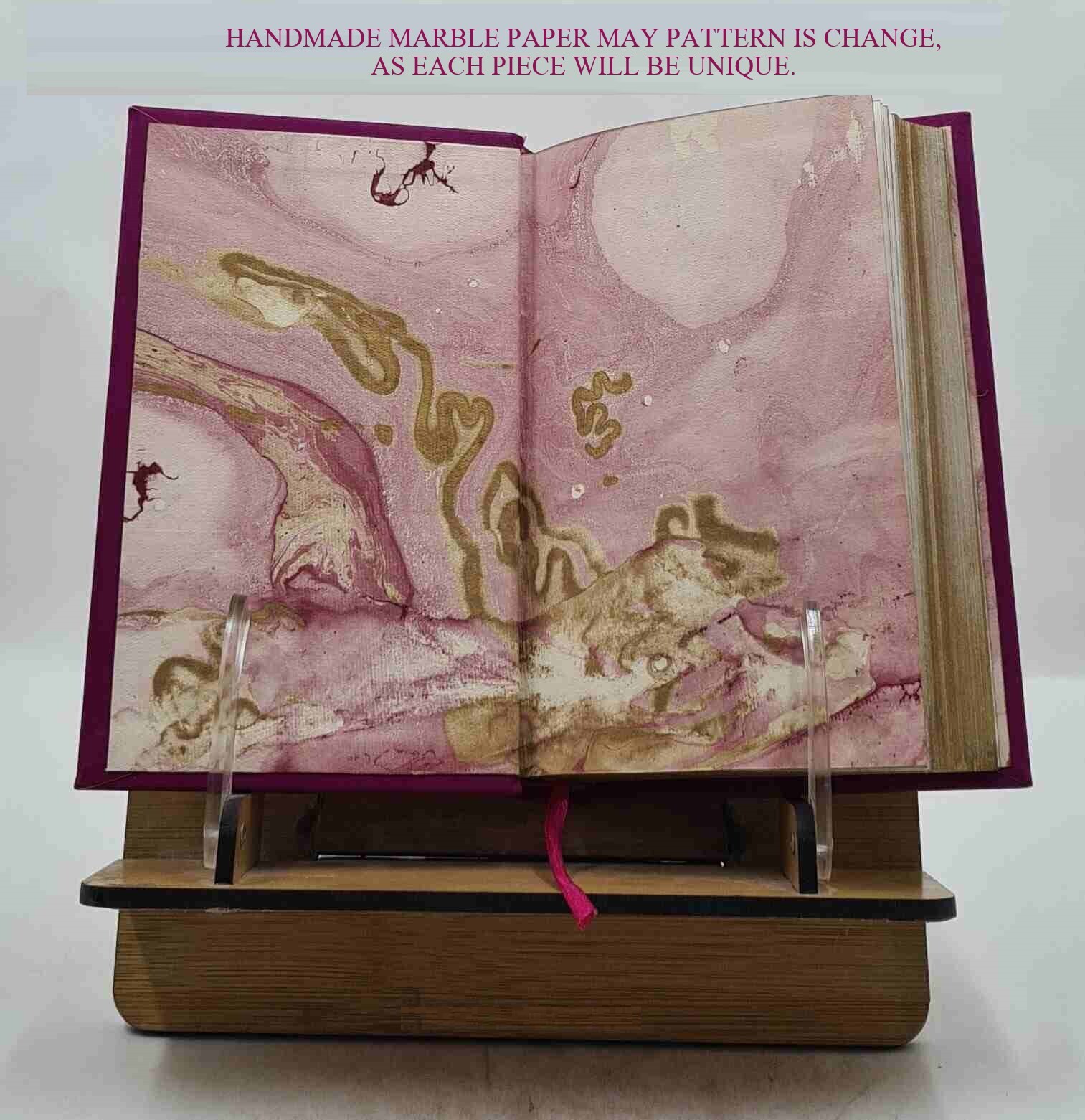A People’S History Of The United States [Premium Leather Bound]