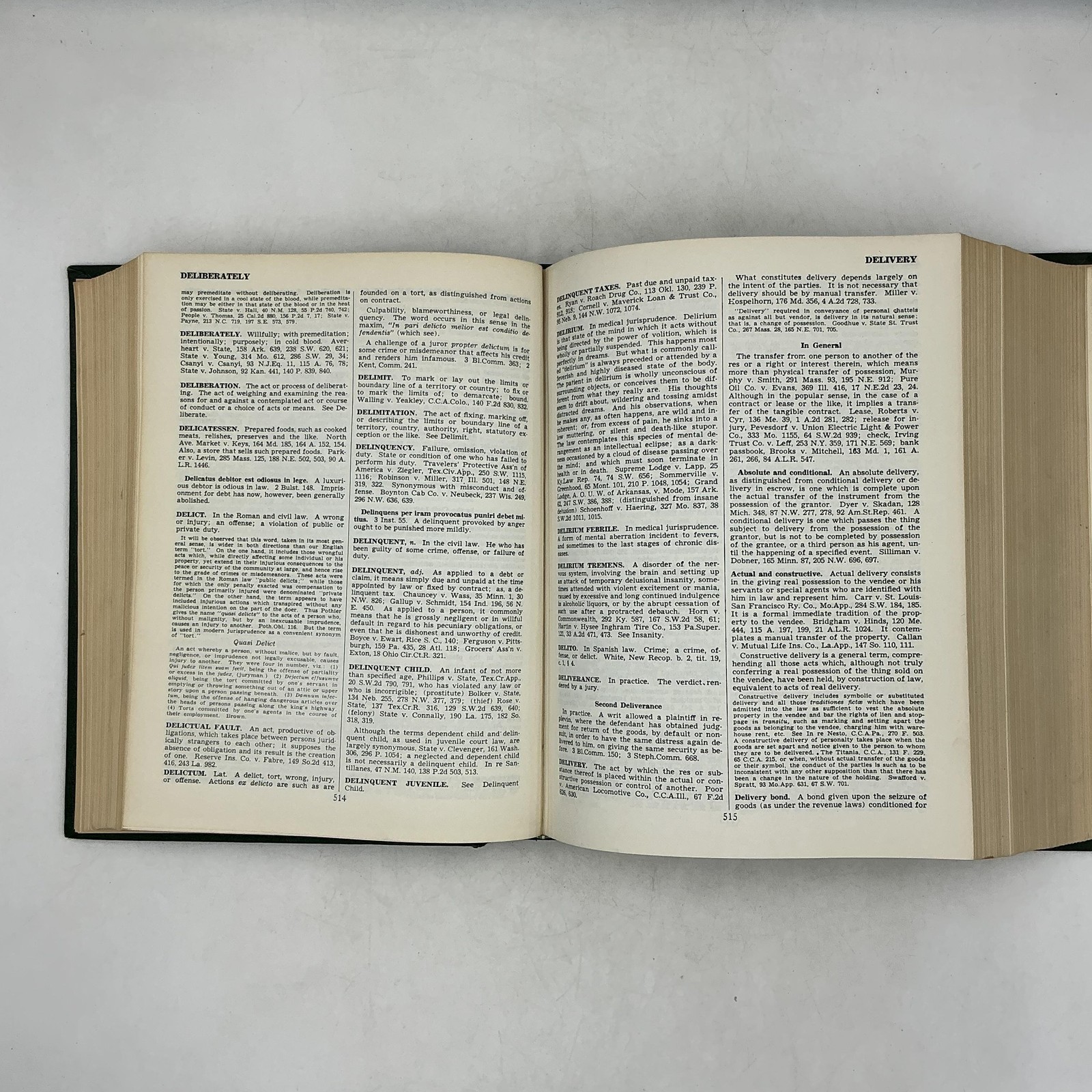Vintage BLACK’S LAW DICTIONARY Henry Campbell Black Ewtn HC Green 1968 USA