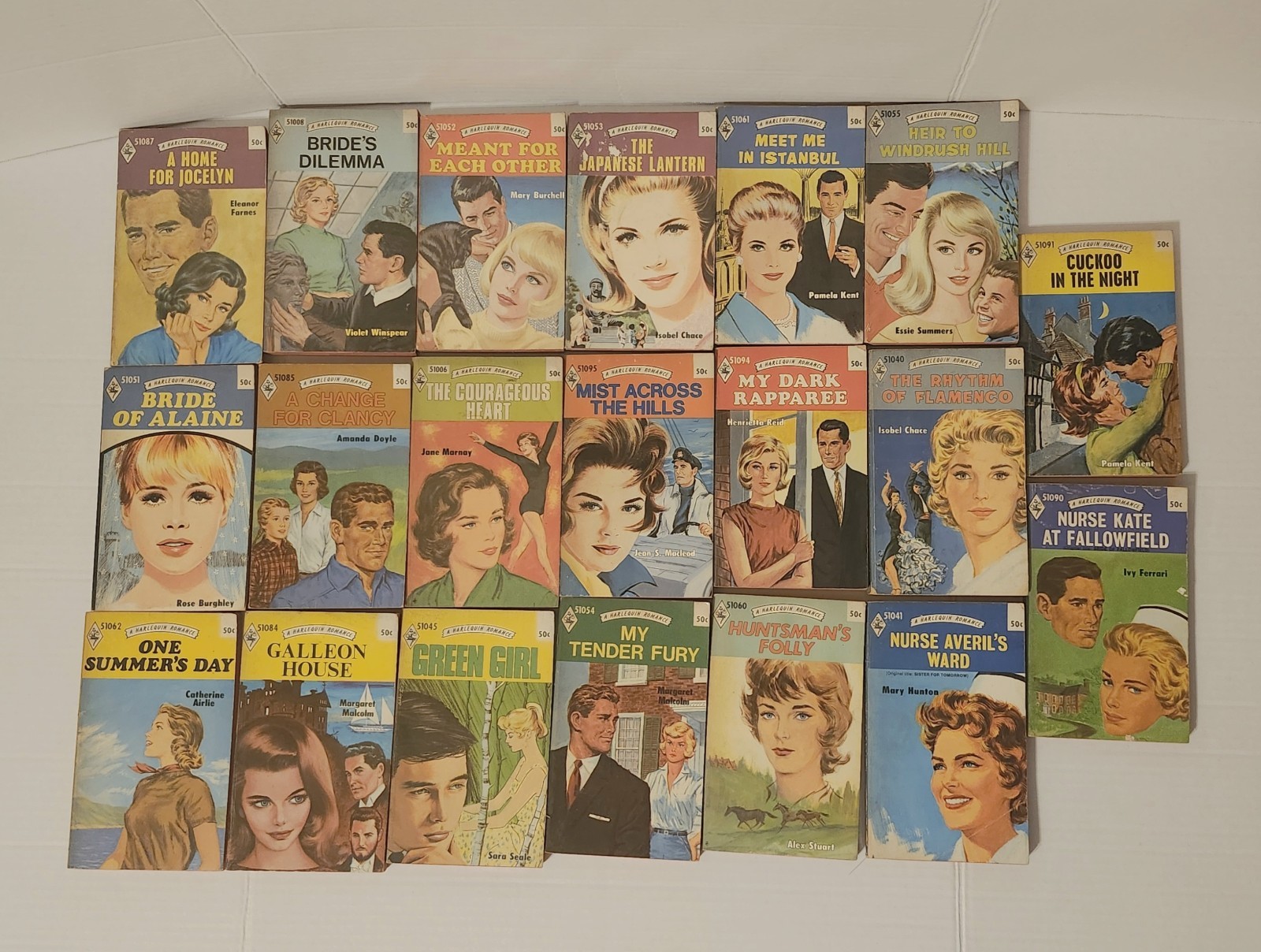 Harlequin Romance Set Of 41 Paperbacks Books Series 510-511 Years 1967-68