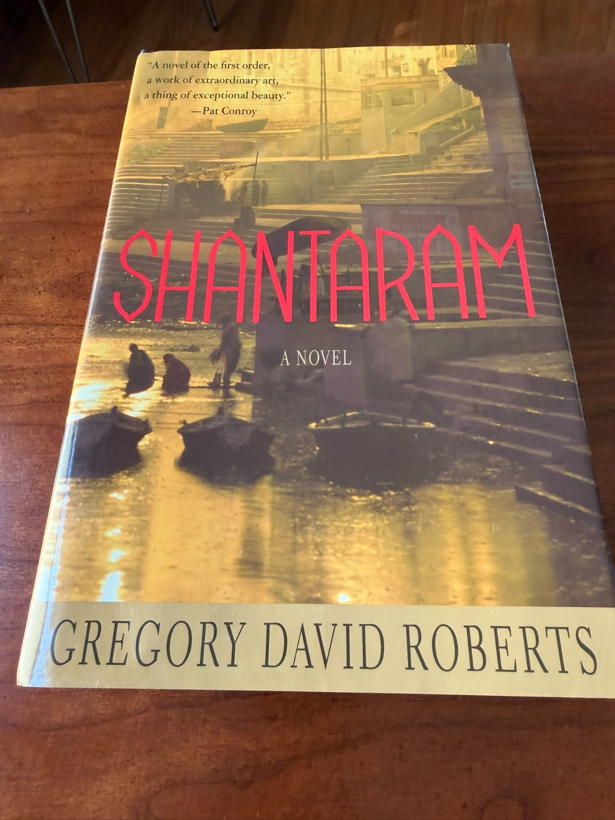 Shantaram : A Novel by Gregory David Roberts (2004, Hardcover)