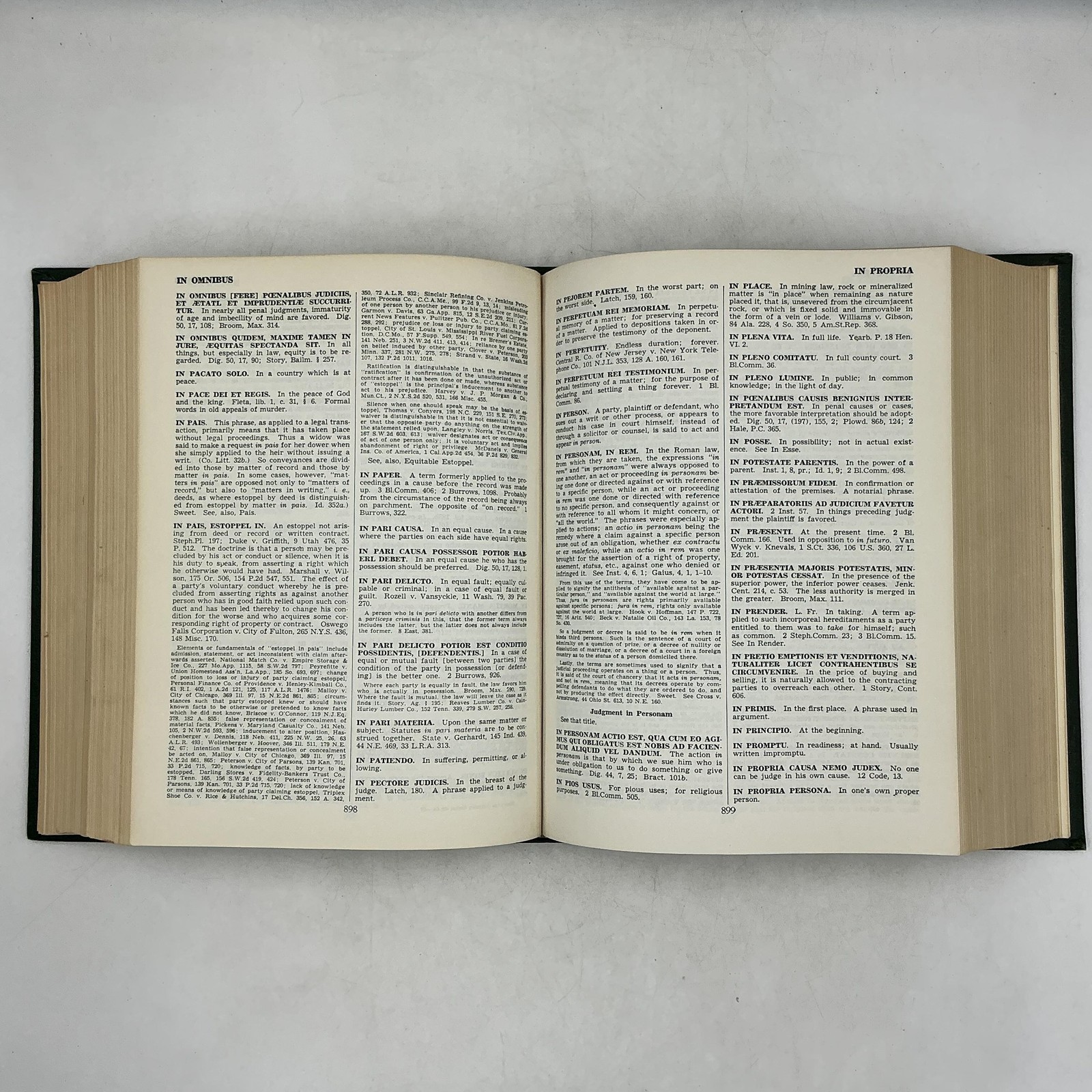 Vintage BLACK’S LAW DICTIONARY Henry Campbell Black Ewtn HC Green 1968 USA