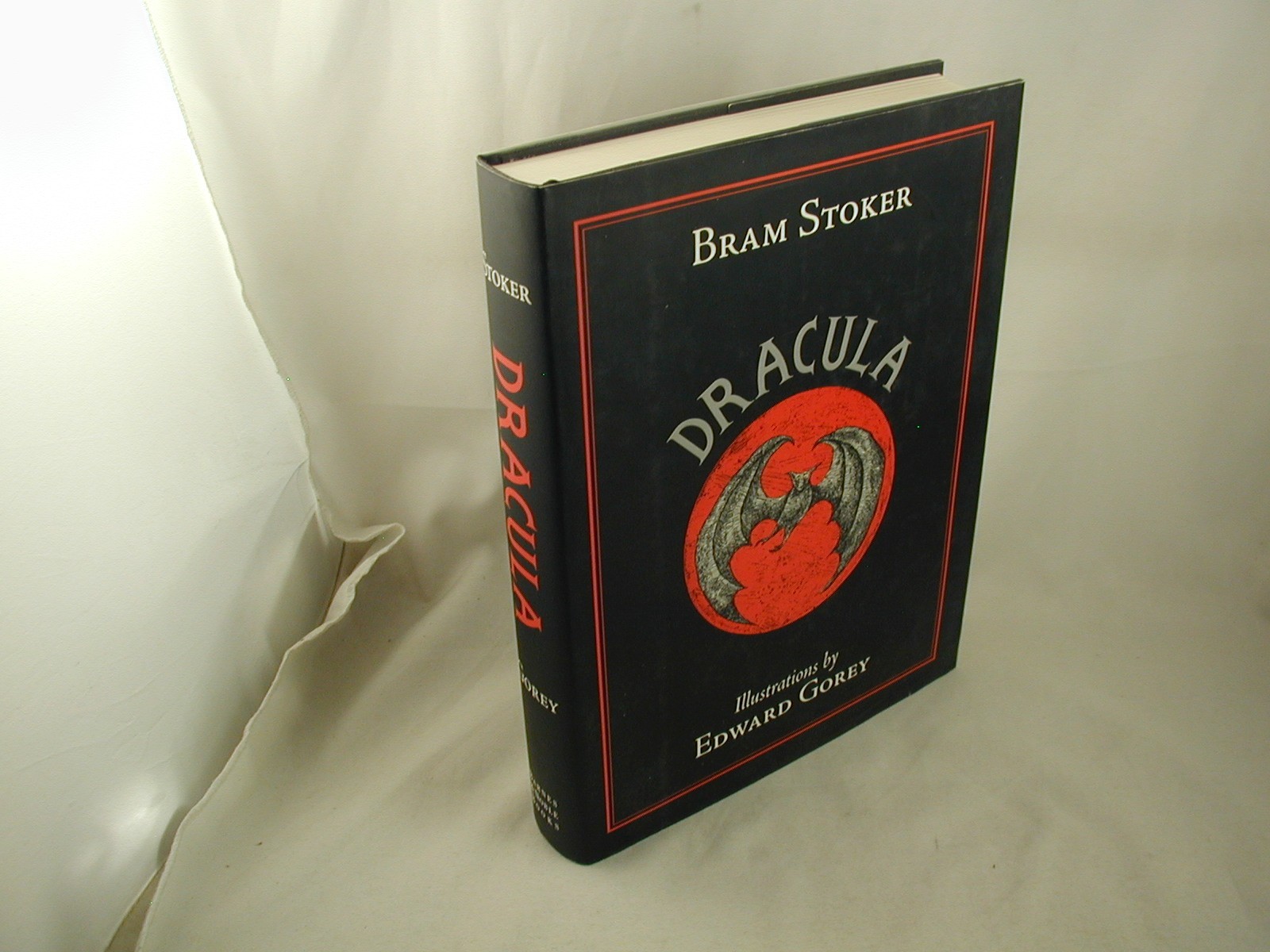 Dracula Bram Stoker Barnes & Noble Edward Gorey Illustrations 1st Printing