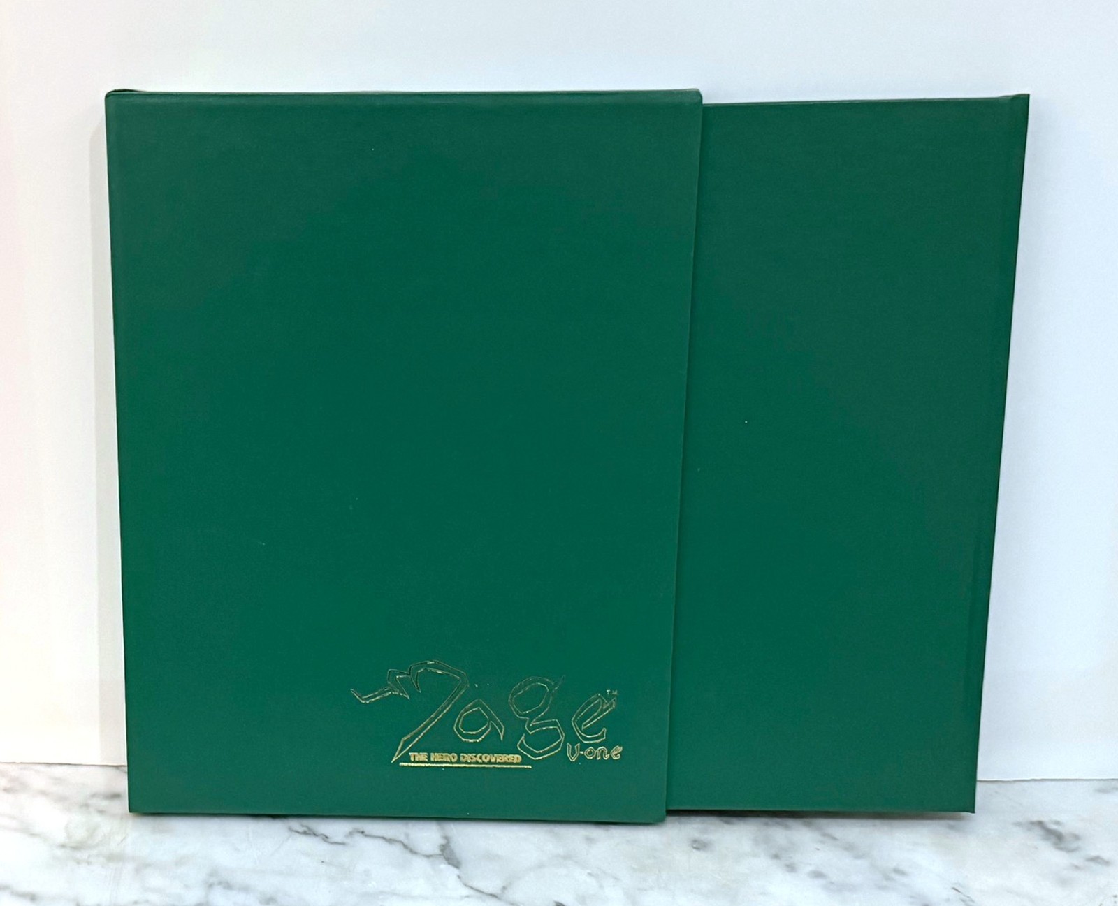 SIGNED LIMITED EDITION – MAGE: THE HERO DISCOVERED – VOL I – 1987 – HC SLIPCASE