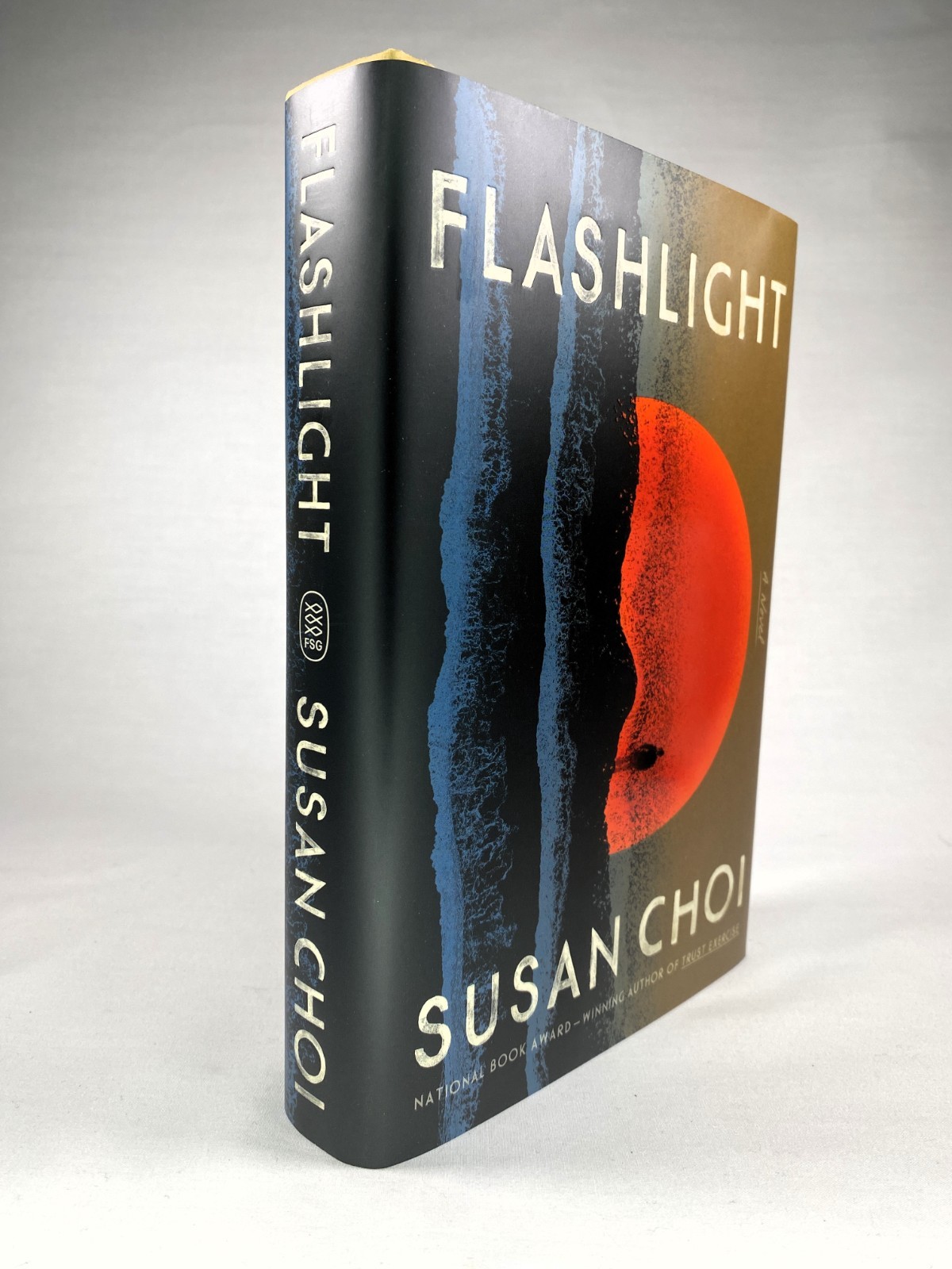 SIGNED – FLASHLIGHT Susan Choi 1ST EDITION / 1ST PRINTING hardcover dj BRAND NEW