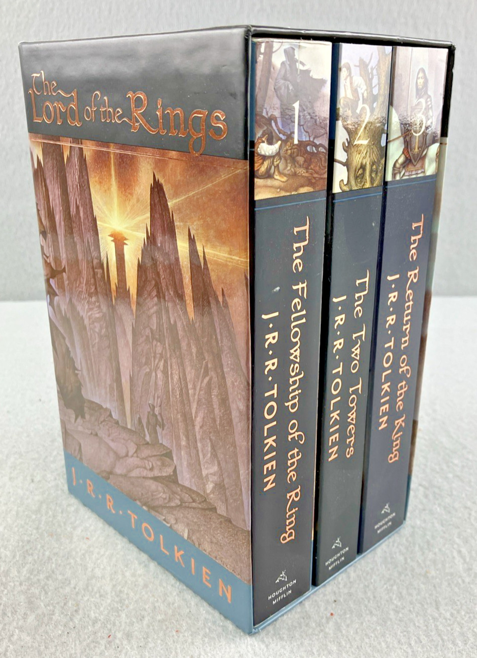 Lord of the Rings by J. R. R. Tolkien 1-3 Trilogy Box Set Rare Artwork Paperback