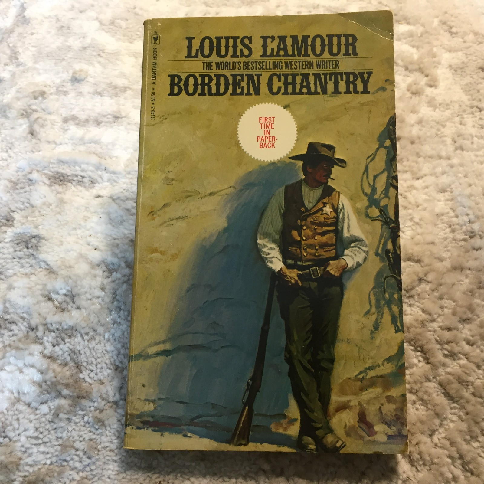 Borden Chantry Louis L’Amour 1977 Bantam Books Small Town Manhunt Justice