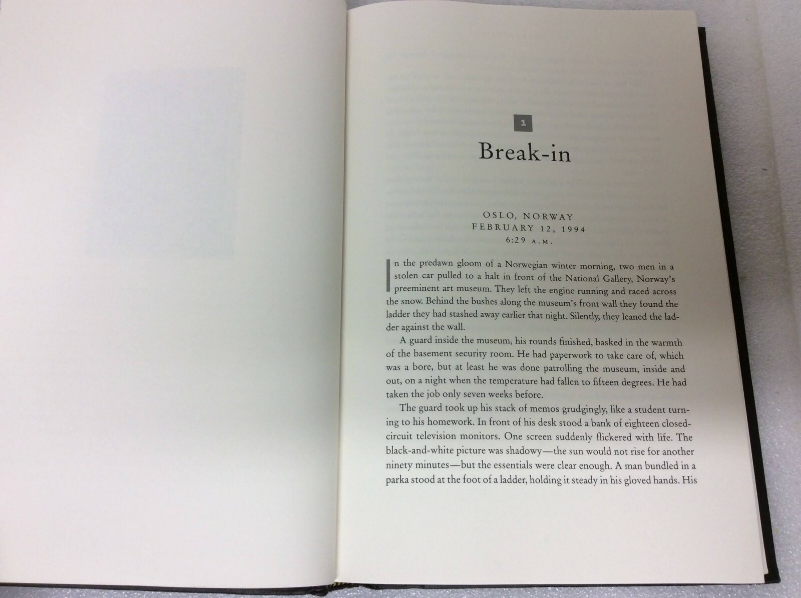 Rescue Artist : A True Story of Art, Thieves….By Edward Dolnick (2005 HC/DJ )