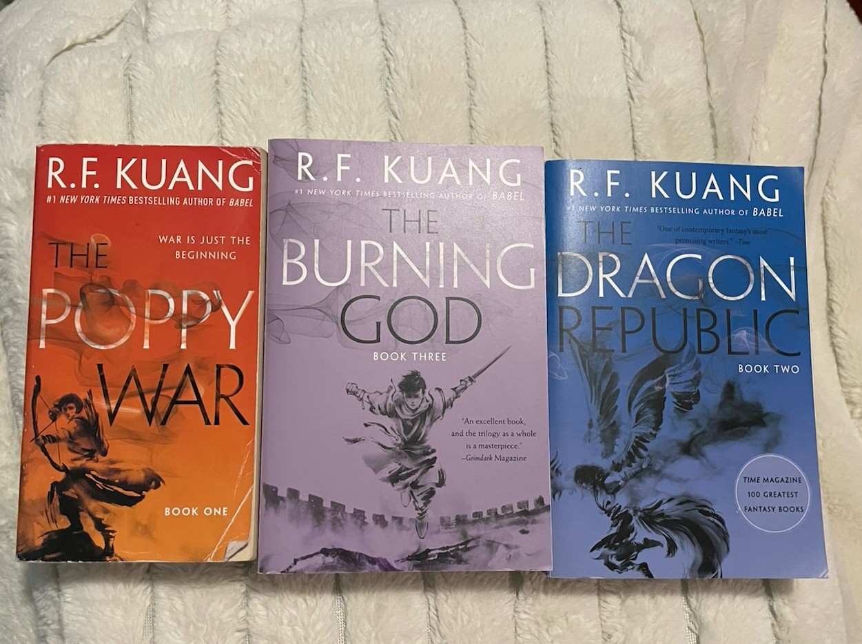 R. F. Kuang Poppy War, Dragon Republic, Burning God. Paperback Harper Voyager