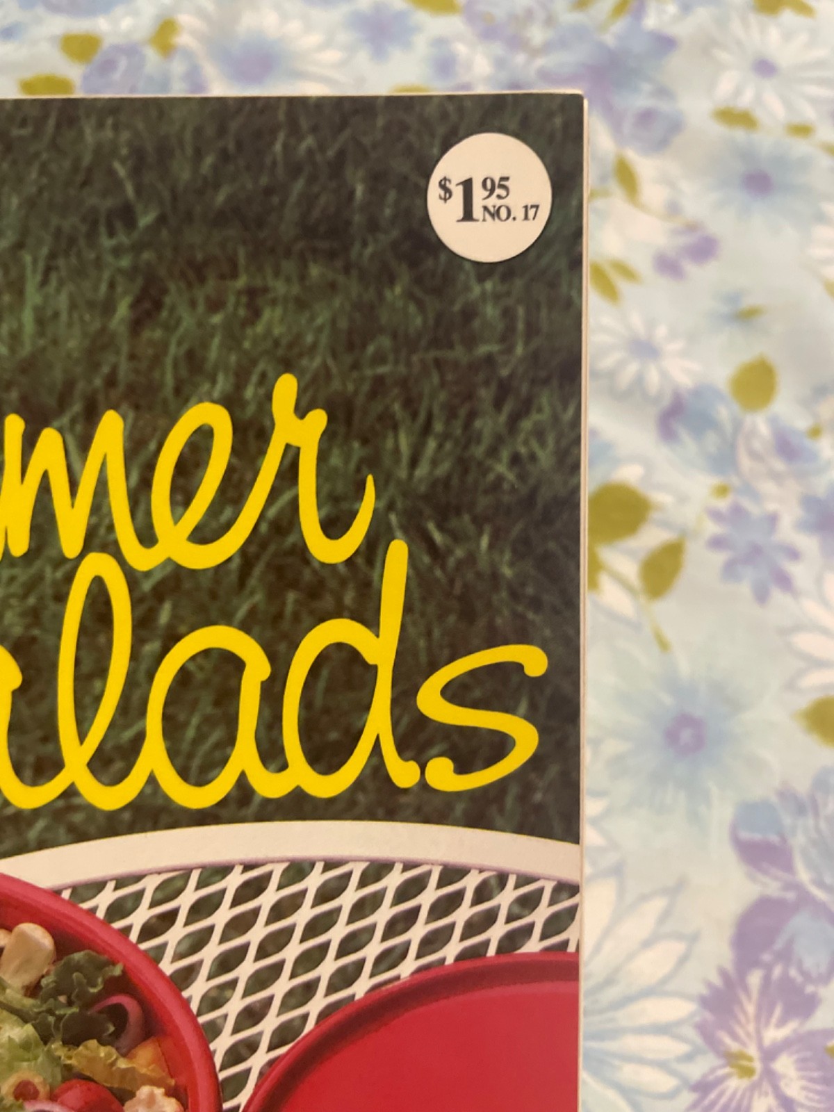 BOOKlet Betty Crocker Summer salads cookbook 1986 General Mills stapled paperbac