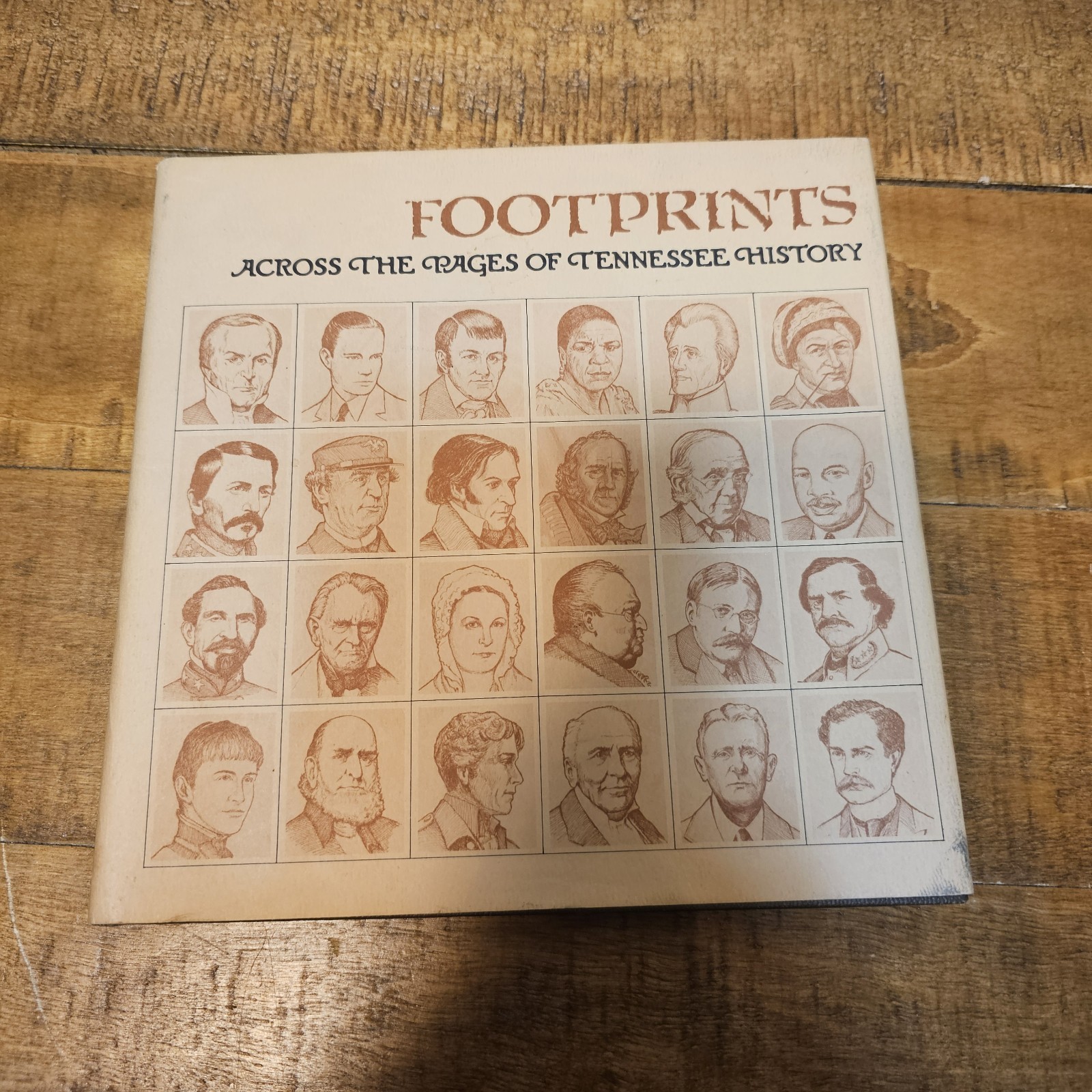 1976 Footprints Across The Pages of Tennessee History 24 Famous People HC