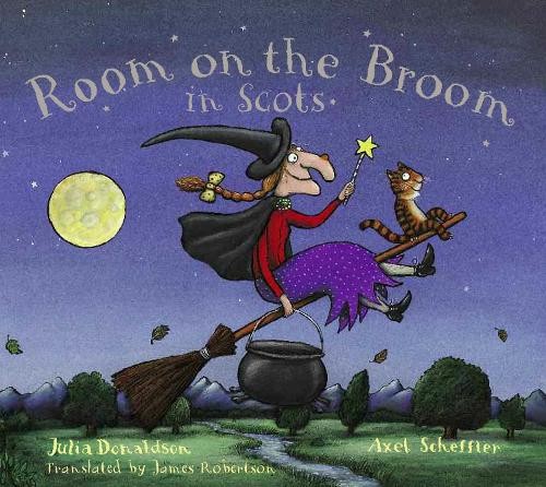 Julia Donaldson Room on the Broom in Scots (Paperback)