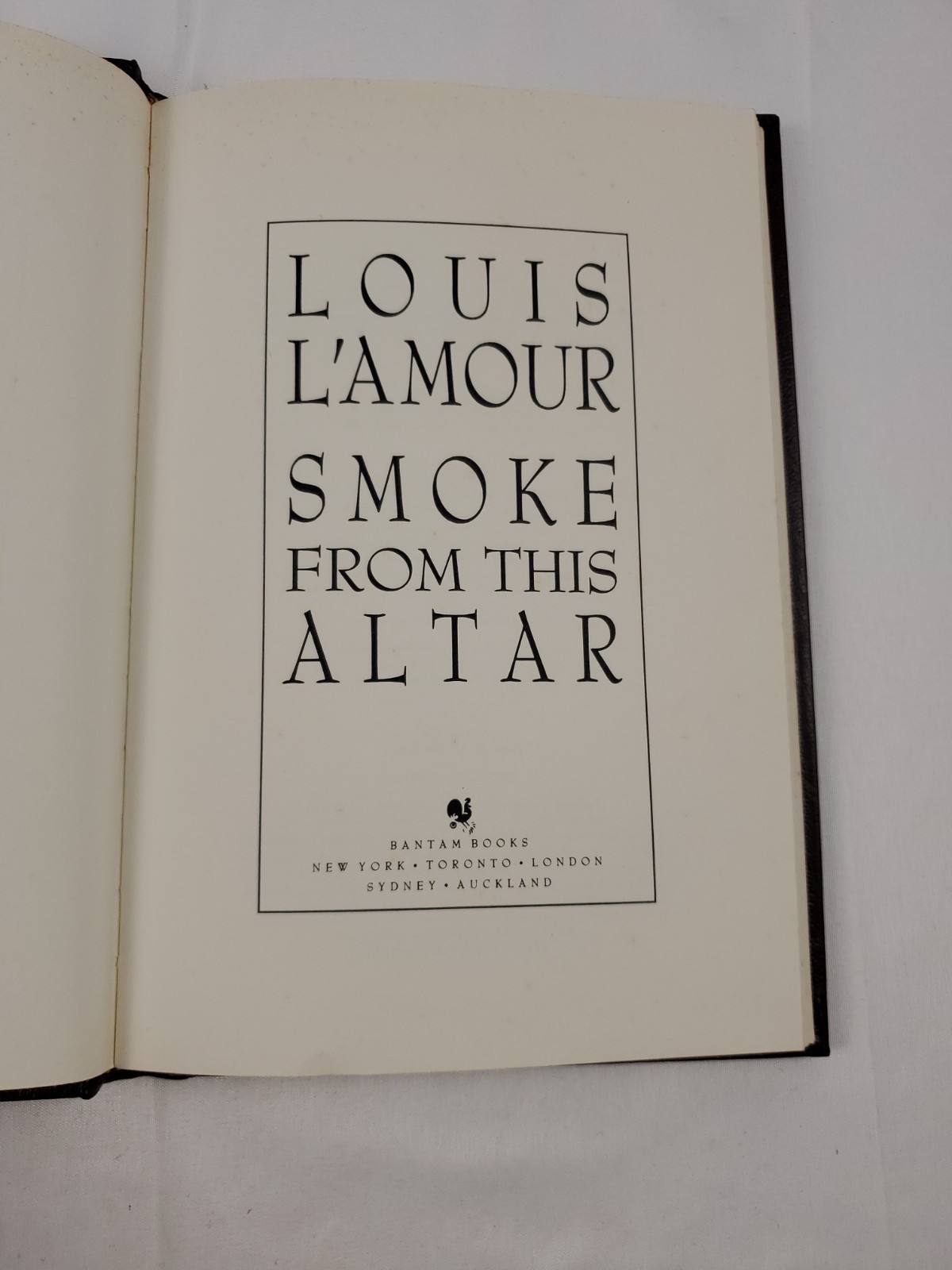 The Louis L’amour Collection Leatherette Bantam Book Lot of 4