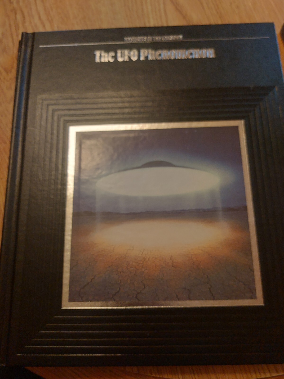 Time Life Mysteries of the Unknown The UFO Phenomenon Cosmic Connection Space