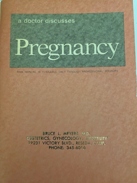 Vintage “A Doctor Discusses Pregnancy” Booklet Book NEW 146 pages