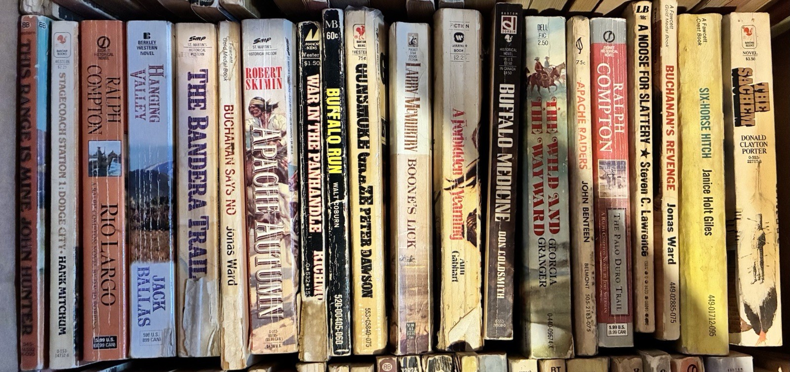 Max Brand, L’Amour, And Other Western Paperbacks Lot