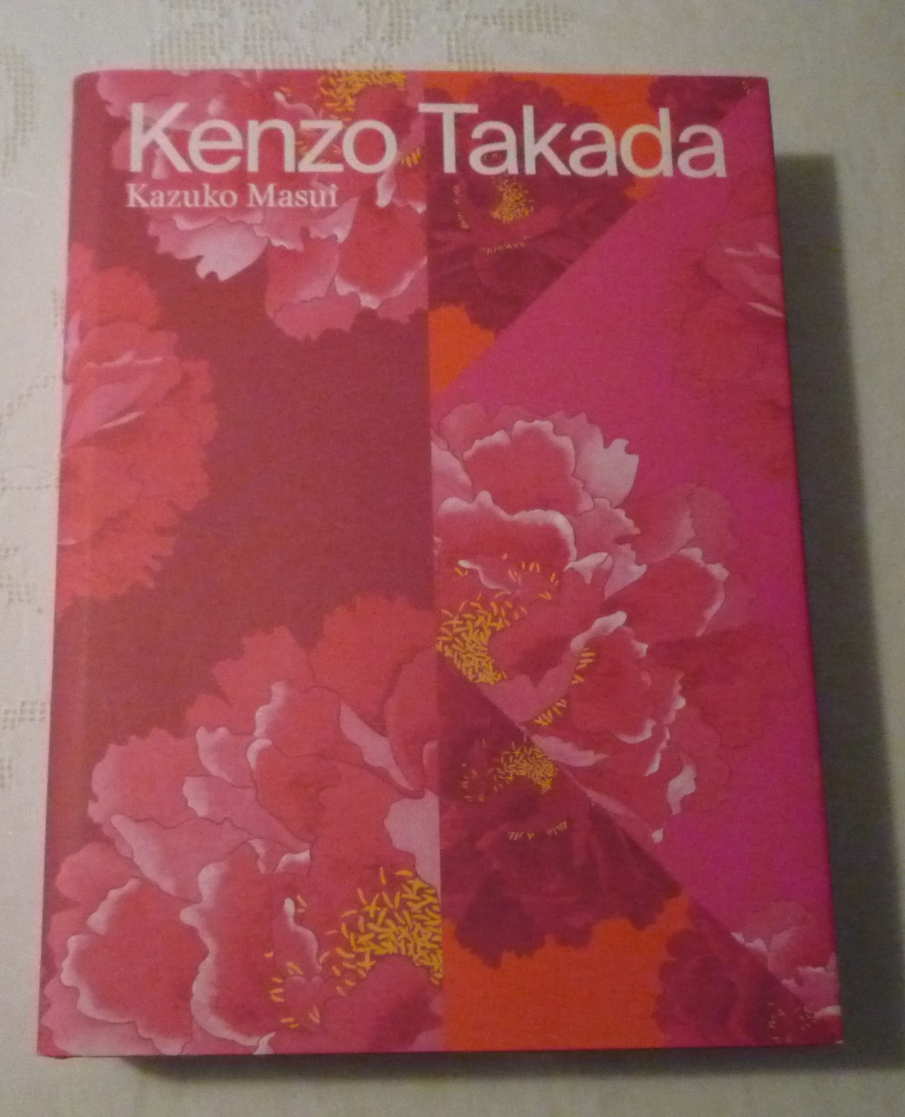 Kenzo Takada Kazuko Masui Haedcover Art Fashion Design NEW