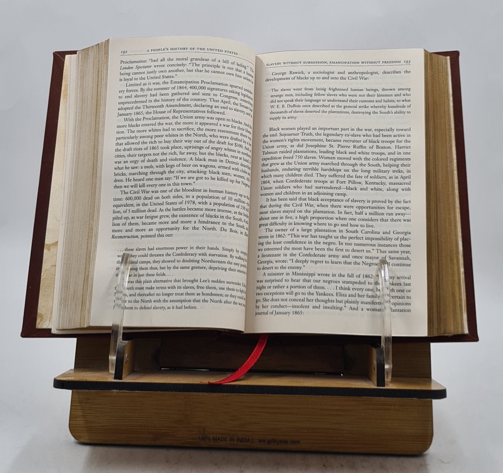 A People’S History Of The United States [Premium Leather Bound]