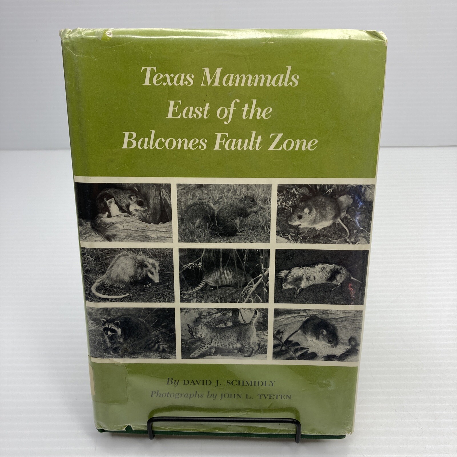 Texas Mammals East of the Balcones Fault Zone 1983 HC Handbook of 90 Species