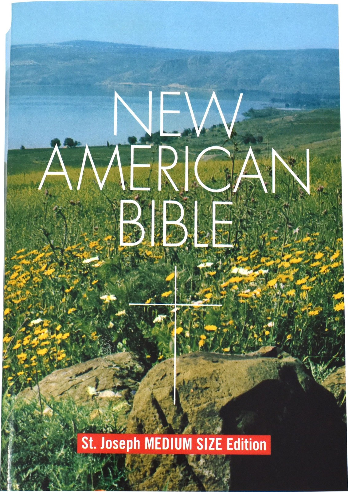 New American Bible, St. Joseph Medium Size Edition – paperback Confraternity…
