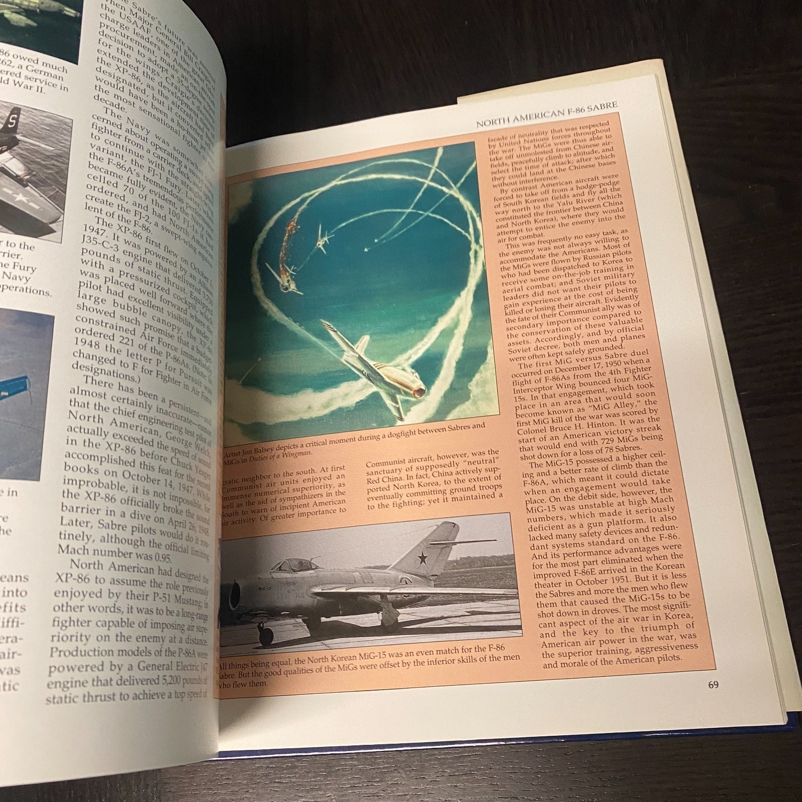 CLASSIC AIRCRAFT by Walter J. Boyne 1992 (HB)