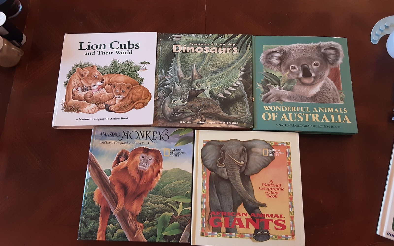 Dinosaurs National Geographic Action Book Lot 5 African Lion Australia Monkeys