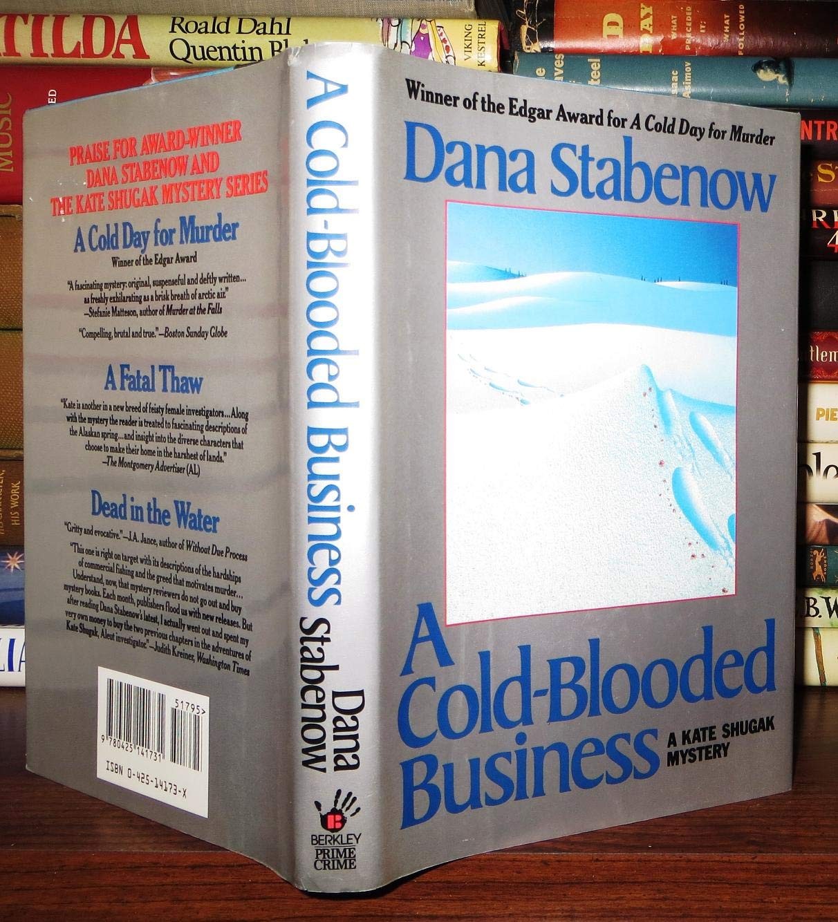 A Cold-Blooded Business (Kate Shugak Mystery)