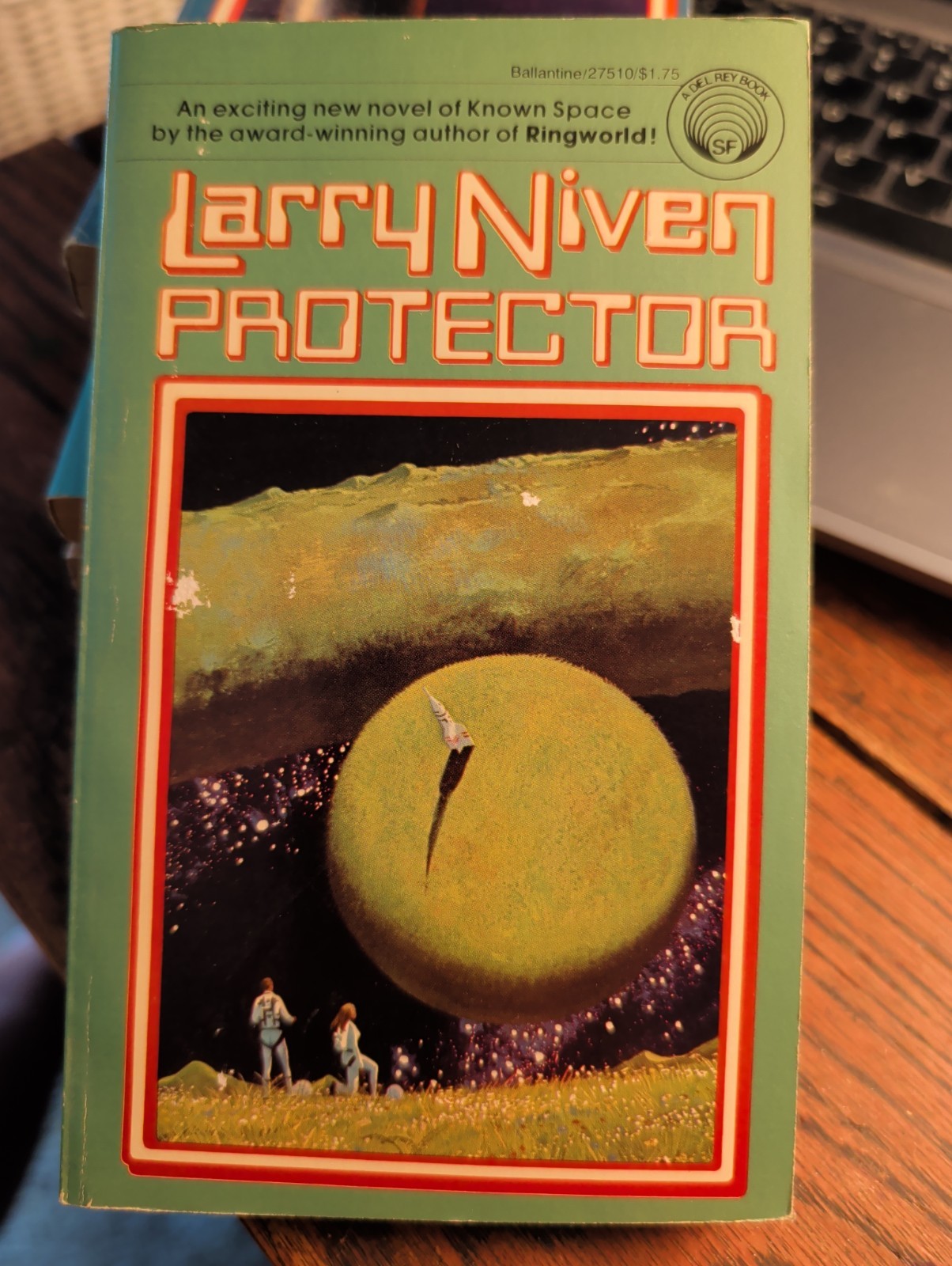 PROTECTOR By Larry Niven A Del Rey Paperback B-1
