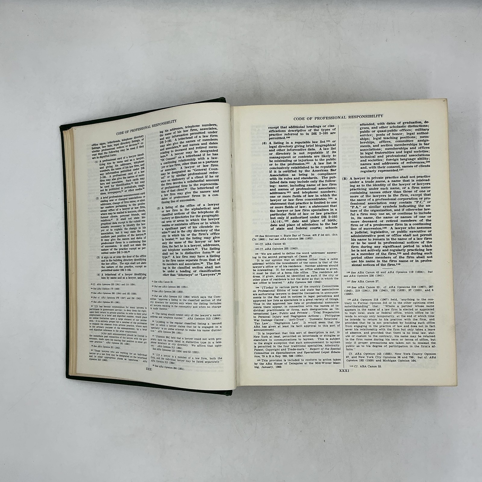 Vintage BLACK’S LAW DICTIONARY Henry Campbell Black Ewtn HC Green 1968 USA
